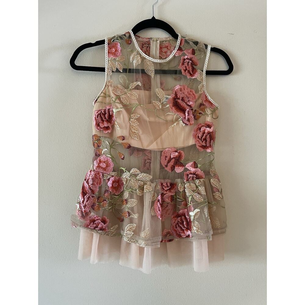 Vone Leland Top Sheer Feminine Garden Party Floral Embroidery Top Size 2